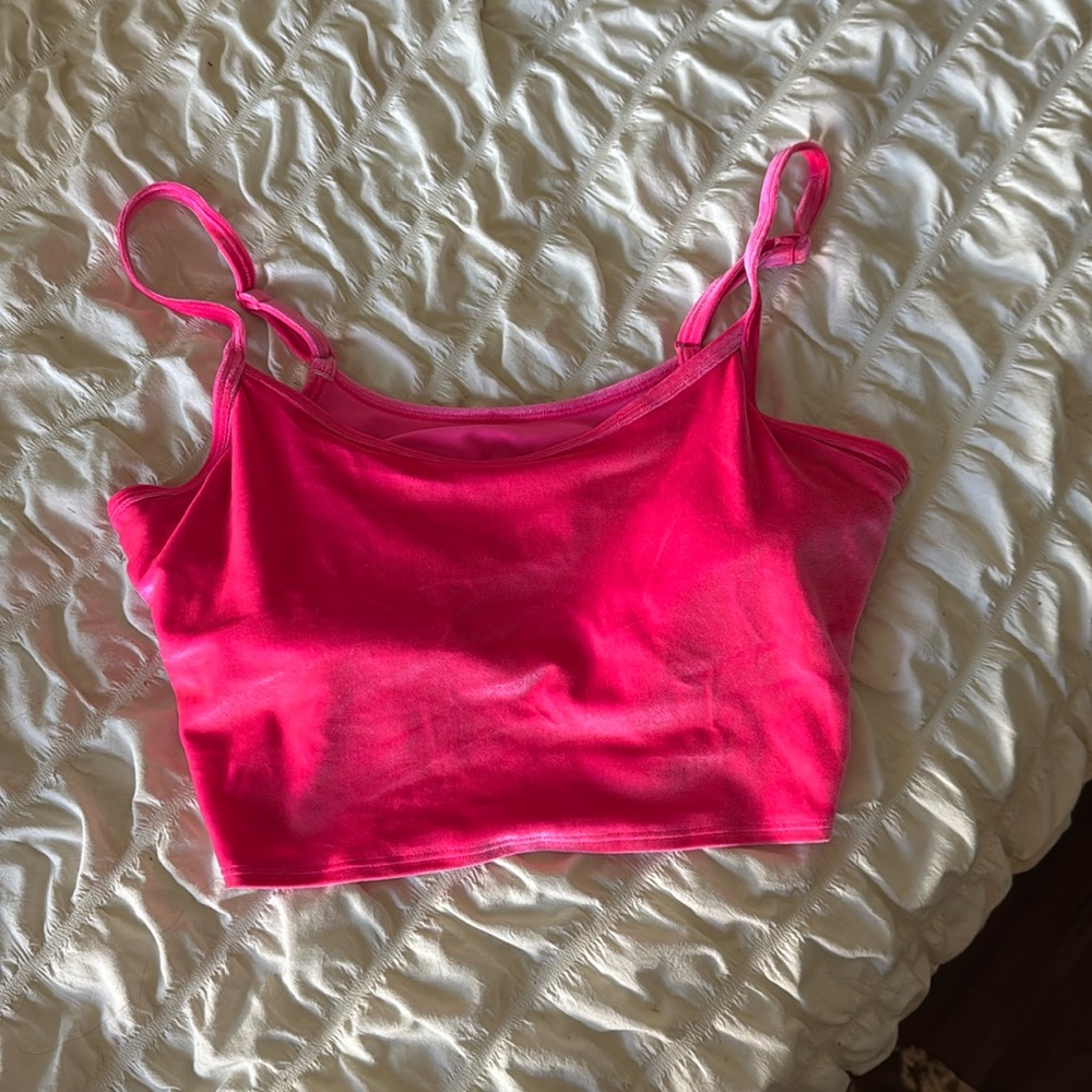 VS PINK sports crop tank in velvet hot pink
